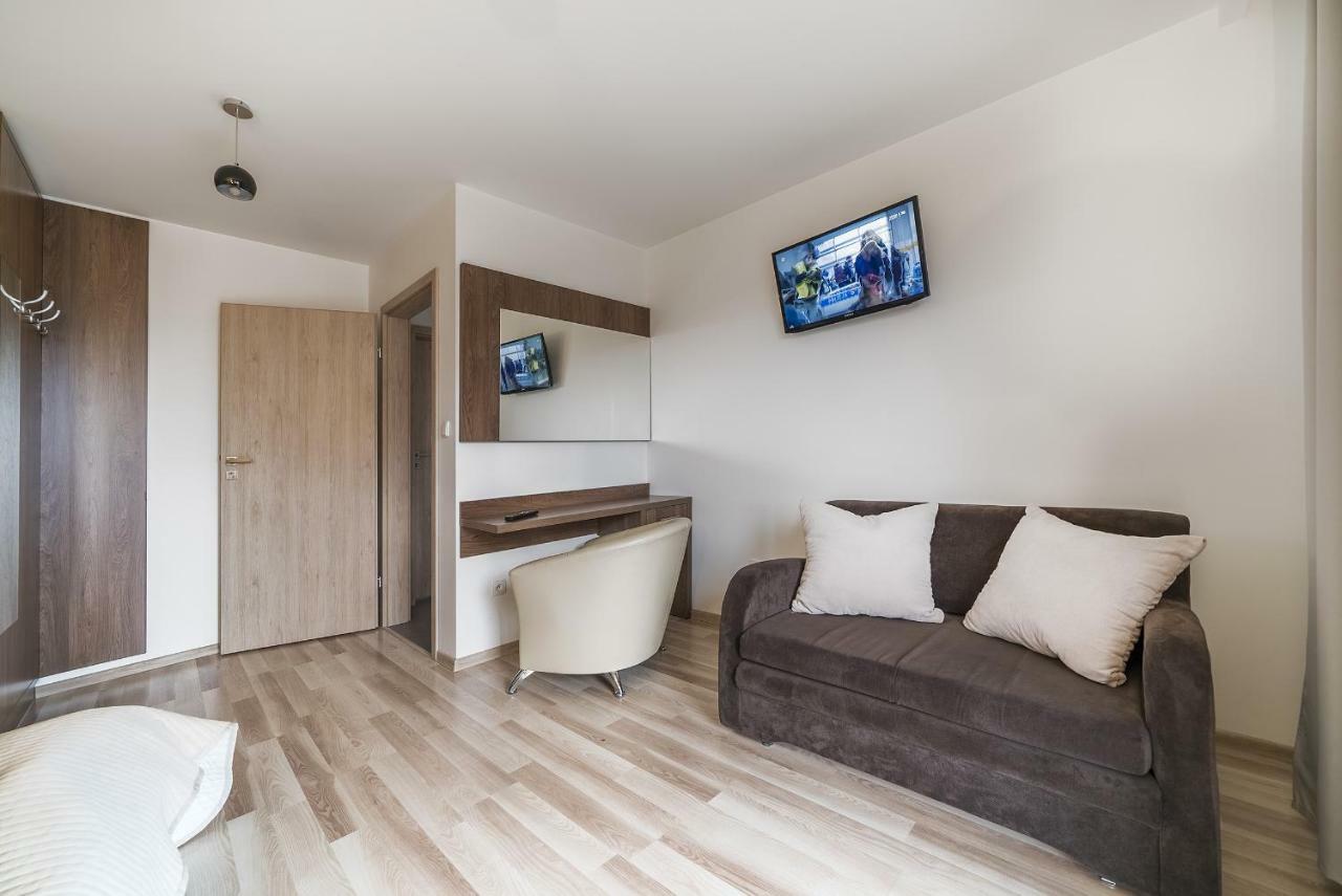 Apartamenty I Pokoje Goscinne Relax Ястарня Екстер'єр фото