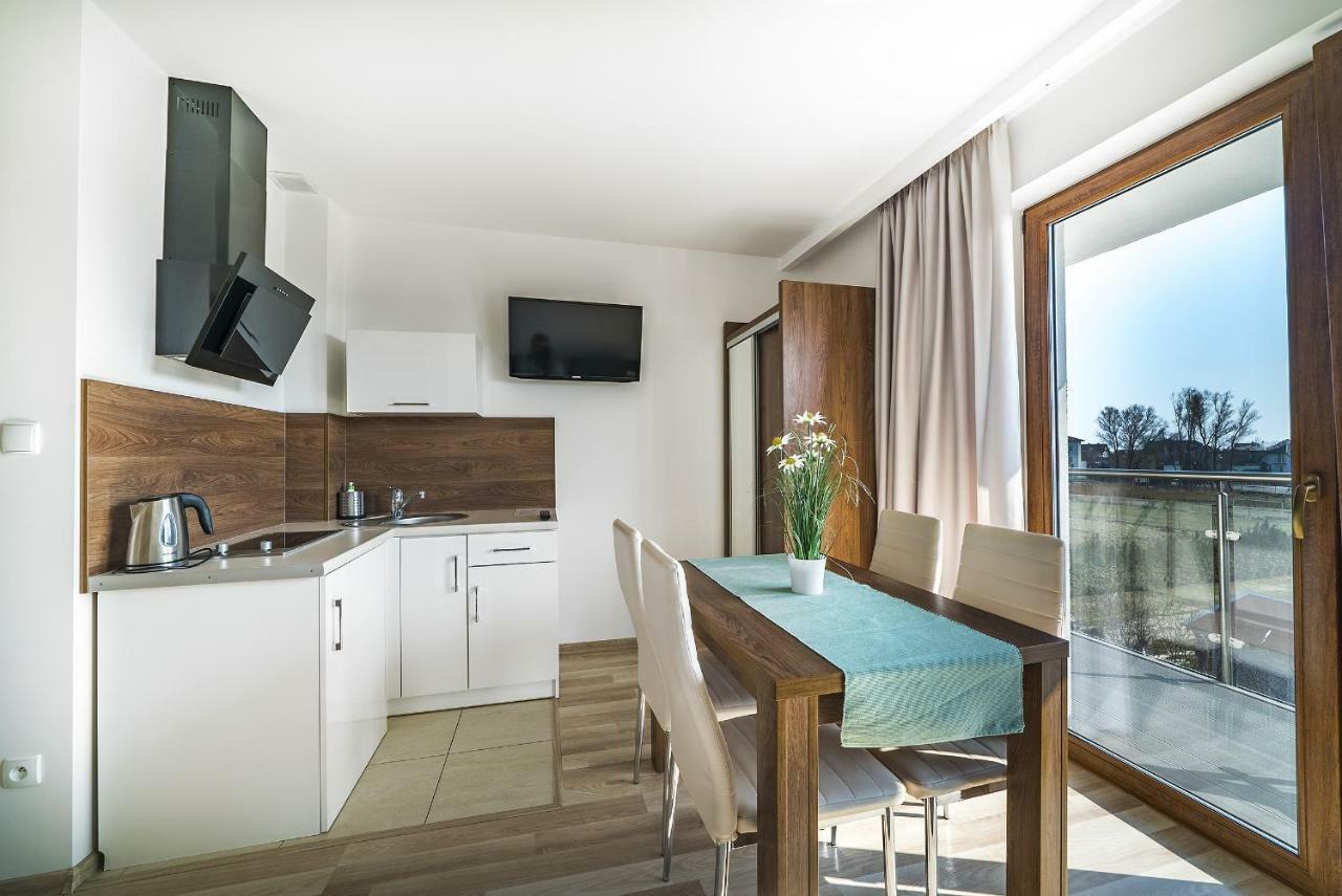 Apartamenty I Pokoje Goscinne Relax Ястарня Екстер'єр фото