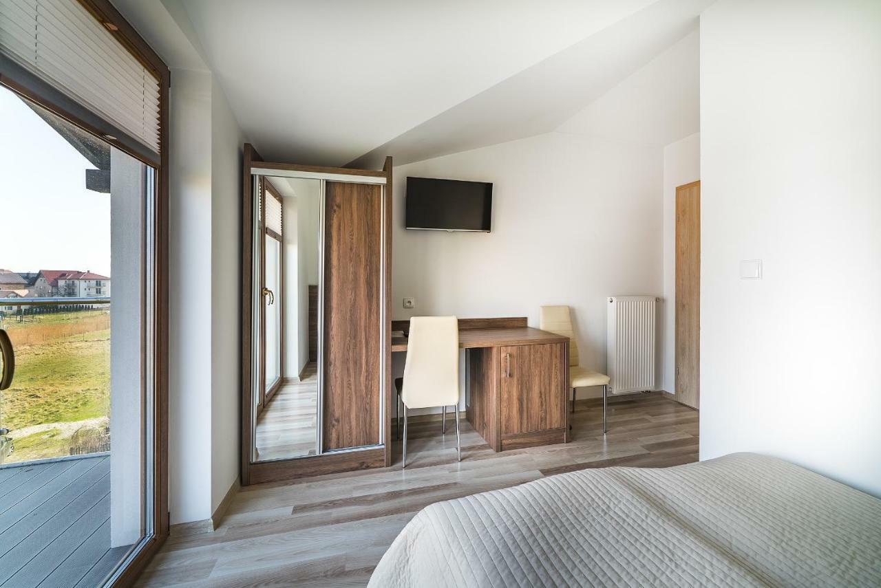 Apartamenty I Pokoje Goscinne Relax Ястарня Номер фото